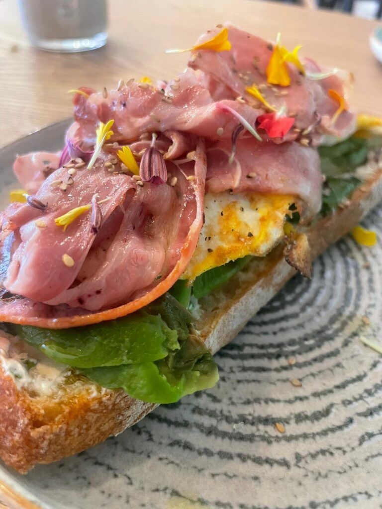 Avocado toast Saint Nazaire